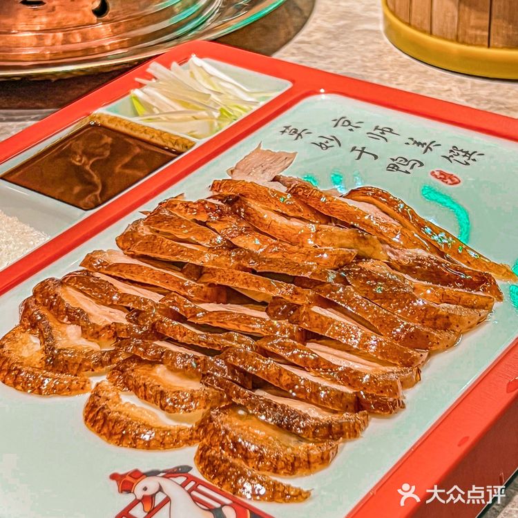 小龙虾和烤鸭这对CP，一下子撞进了我心坎里了！