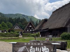 -白川乡与五箇山的合掌构造村落