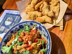 -爆炸头阿姨小四川正宗川味小吃(无任何分店)