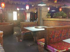 -鱼窝棚柴火铁锅炖(富山屯店)