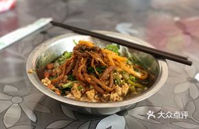 Fresh Meat Noodle Soup