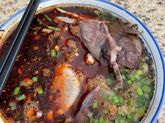 -吾穆勒蓬灰牛肉面·清真(北滨河中路店)
