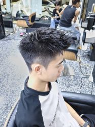 -藤野造型专业烫染接发