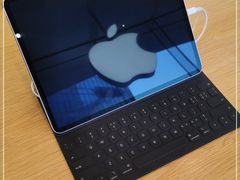 -Apple零售店(华贸购物中心店)