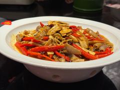 -川流不息·地道川菜·小龙虾(新松江路店)