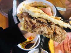 肉夹馍-老陈婆手工面庄