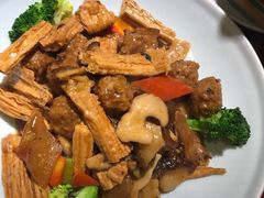 -窄巷子陕菜馆·地道陕西菜(粉巷店)