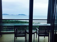 -三亚湾海居铂尔曼度假酒店