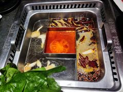-味舵主重庆火锅(邓尉路店)