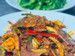 -俭寨大盘鸡·手抓肉·烧烤新疆菜(乌苏路店)