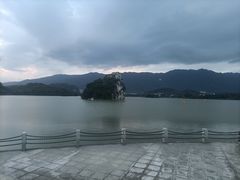 -星湖旅游景区七星岩