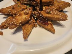 -铜锣湾·有麝自然香(渝北财富中心店)