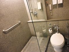 -曼谷湄南河畔华美达广场酒店