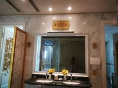 -皇宫大酒店