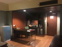 -曼谷湄南河畔华美达广场酒店
