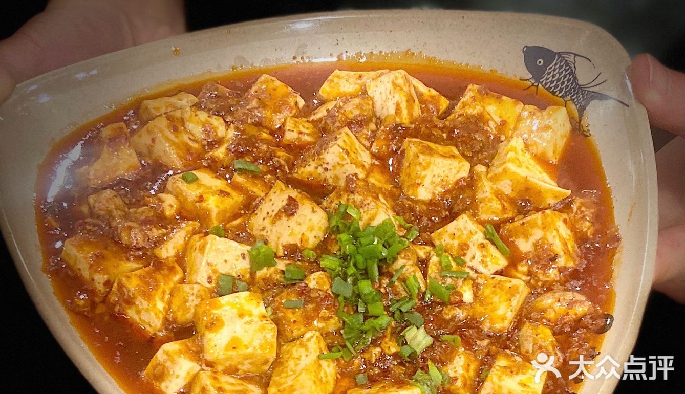 打卡上海网红川菜，肖四女乐山跷脚牛肉新店🆕开业！