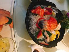-渝半城经典川粤菜(重庆天地店)