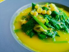 豌豆黄浸豌豆尖-半山腰·云南菜(侨福芳草地店)