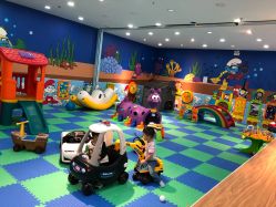 -爱婴室(上海浦建路店)