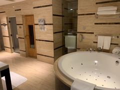 -青岛海尔洲际酒店