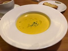 -LENBACH兰巴赫西餐啤酒坊(大连星海广场店)