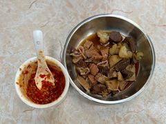 -修记牛杂店(同华东一路店)
