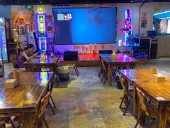 大堂-马路牙子地桌烤肉(工体店)