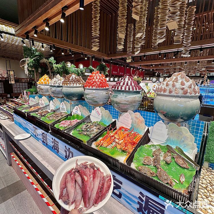 江汉路新开的！大学生聚餐必冲！