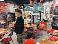 -蚝堡海鲜·威海菜·海肠捞饭·烧烤·亚洲吃蚝公司(幸福门店)