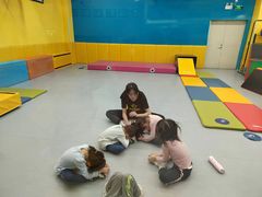 -玩胜青少儿体能(福田侨香中心)