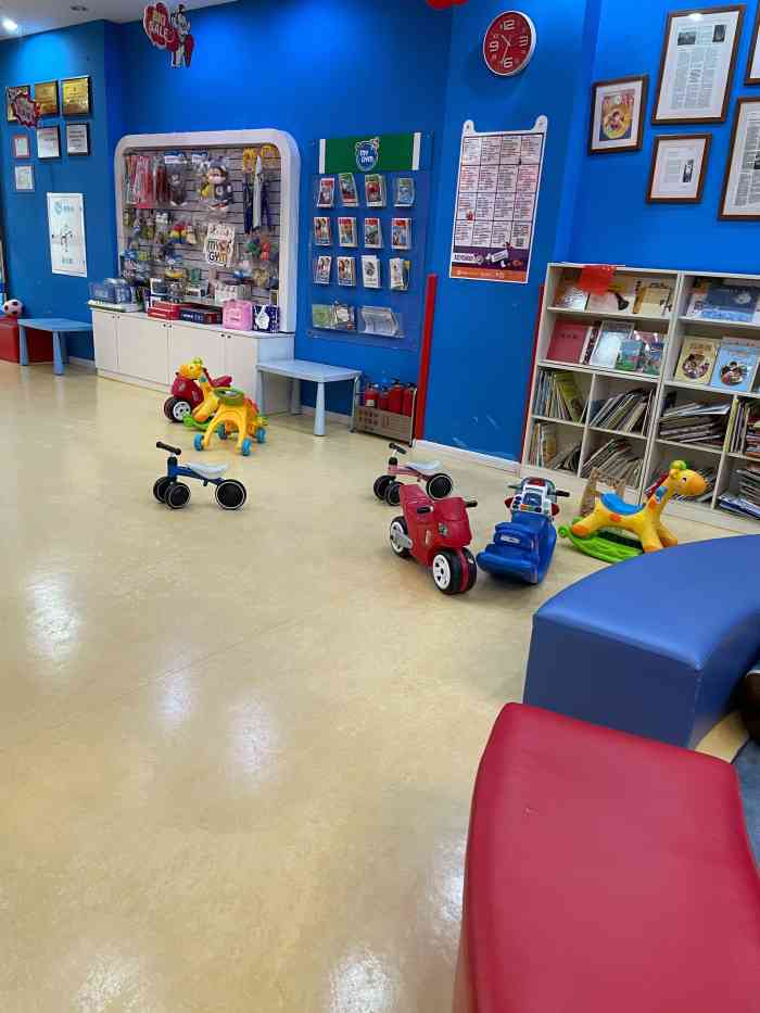 美吉姆(高新旗舰中心)-"美吉姆号称全球统一课程,欢动课很有针对地.