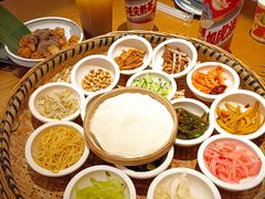 -包整·丝娃娃(一览甲秀楼风景店)