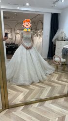 -予白婚纱礼服馆