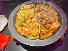 -多嘴超级肉蟹煲(中东店)