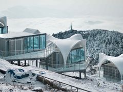 -牛背山