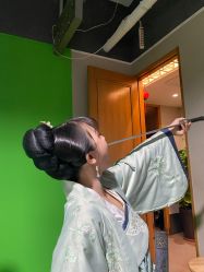-盘子女人坊古装写真摄影(厦门总店)