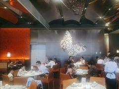 -蝴蝶里·粤菜·点心(滨江龙湖店)