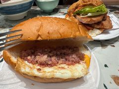 咸芝士牛肉猪仔包-华嫂冰室(湾仔店)