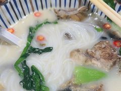 -鲜越鲜鱼粉(财富购物中心店)