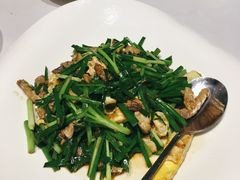 虾虎炒韭菜-开海·红岛海鲜虾水饺(石老人店)