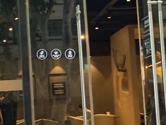 -瑞幸咖啡(新世界中心店)
