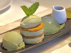 -港丽餐厅(高德置地店)