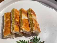 大黄黏米饼-奉天小馆·非遗东北菜(沈阳万象城店)