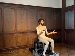 -Nathalie Djurberg与Hans Berg“牛皮纸包裹的月亮”-Prada荣宅当季展览