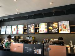 -星巴克臻选(莘庄仲盛店)