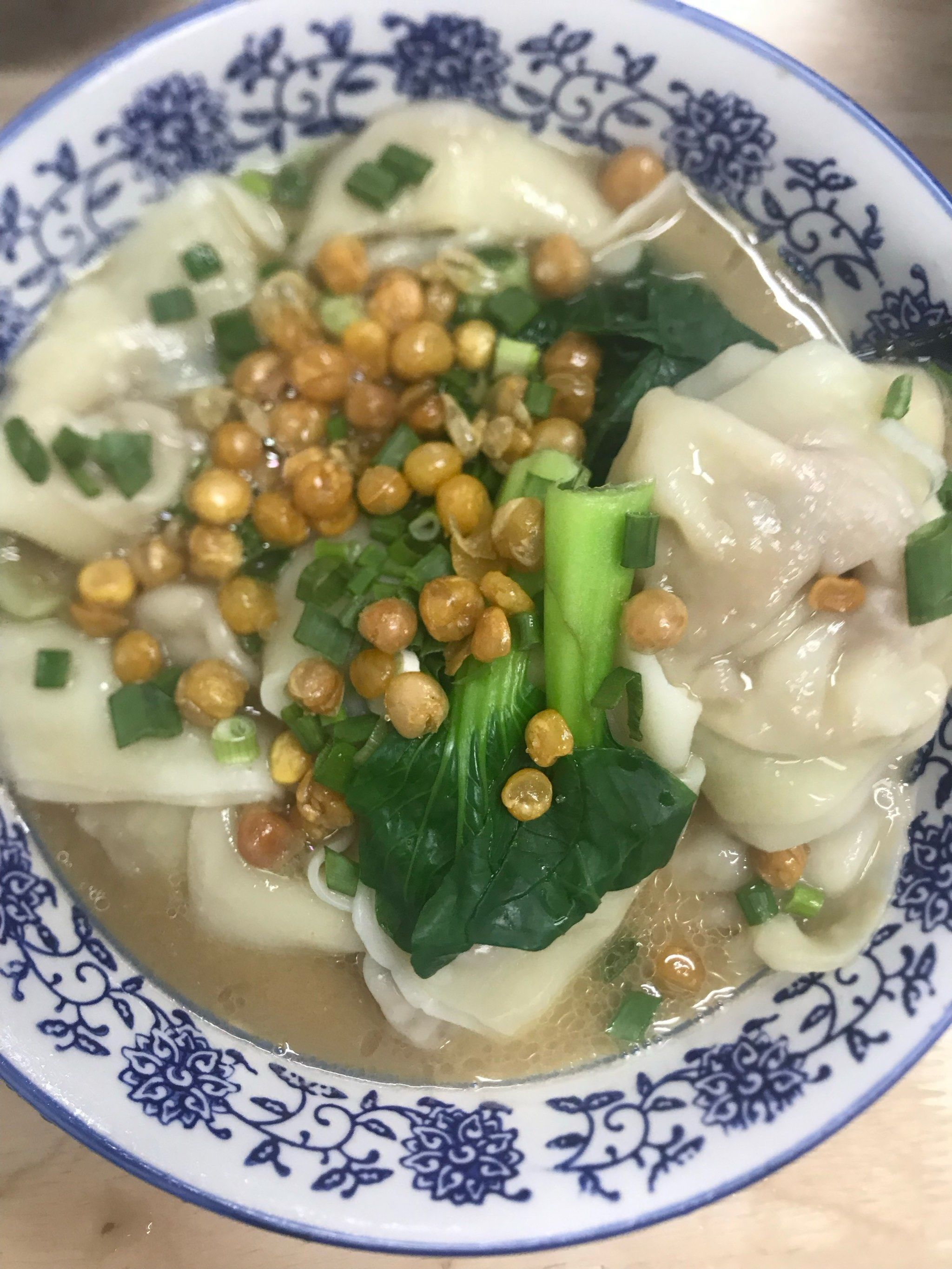 这清汤抄手还叫抄手吗?