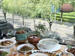 -怡得饭庄·30年老店·宋大妈昆明菜
