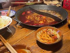 -萍姐火锅·公路夜市(武汉首店)