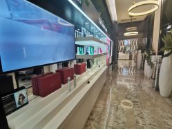 -AKOZO Beauty Salon