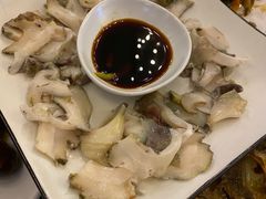 -臻鲜燕海鲜融合餐厅(金陵style店)